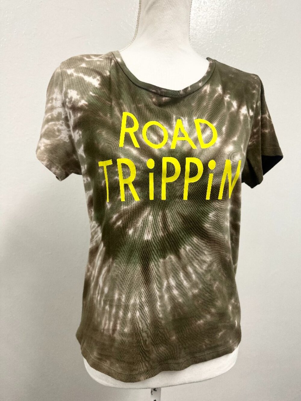 Mother Superior Women’s Cotton Tie Dye Road Trippin Short Sleeve Tee Size Small